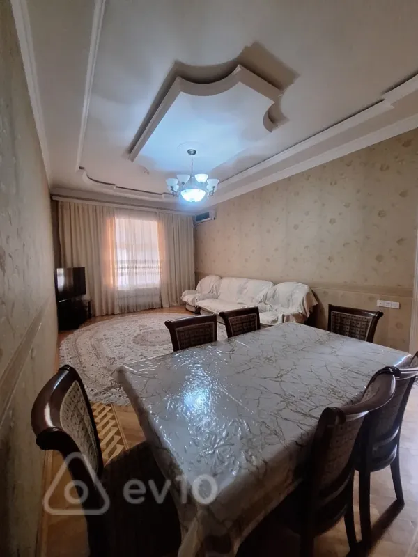 Satılır 6 otaqlı həyət evi 190 m²