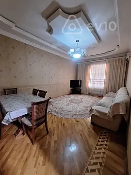 Satılır 6 otaqlı həyət evi 190 m²