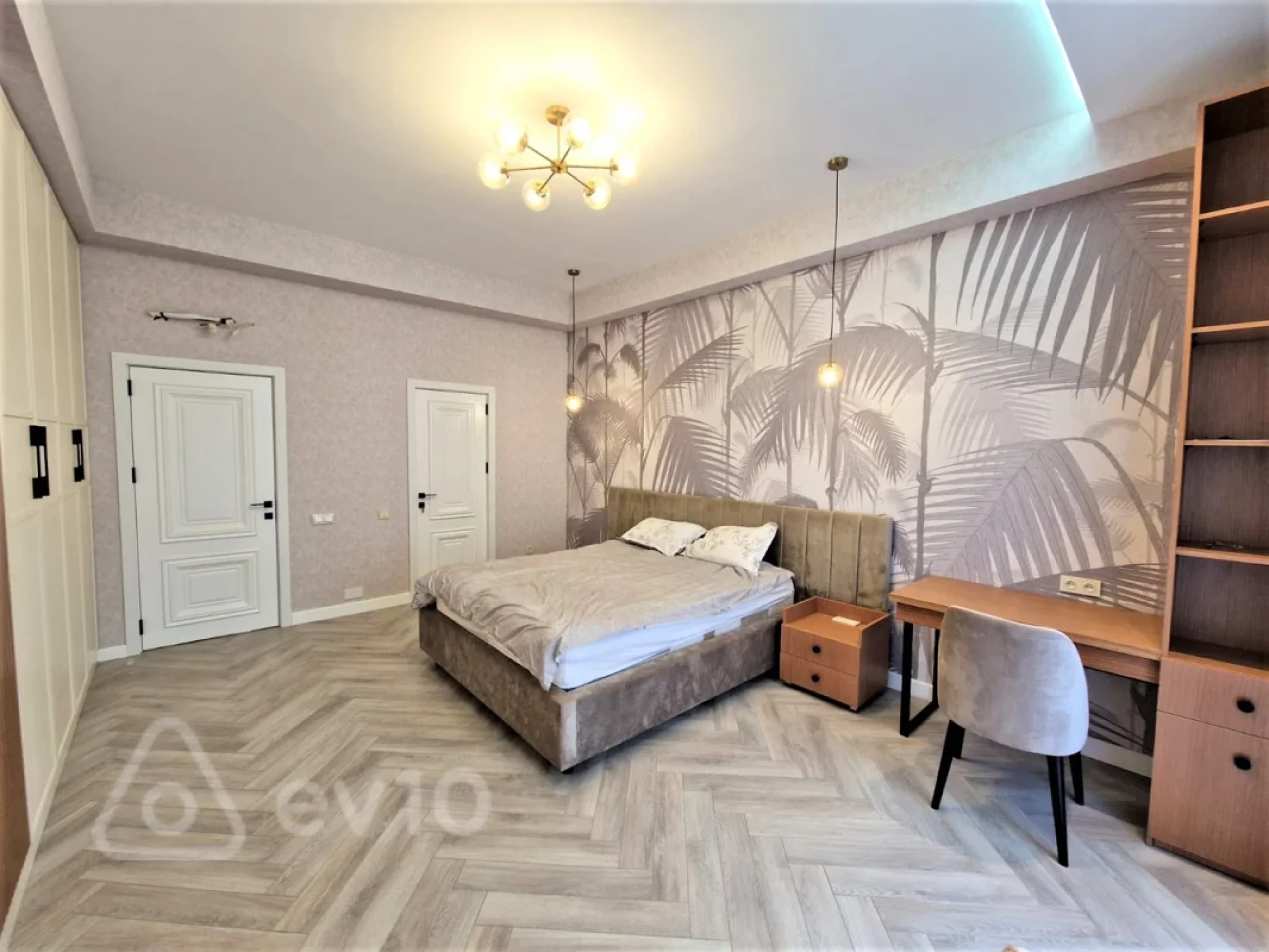 Kirayə verilir 3 otaqlı yeni tikili 140 m²