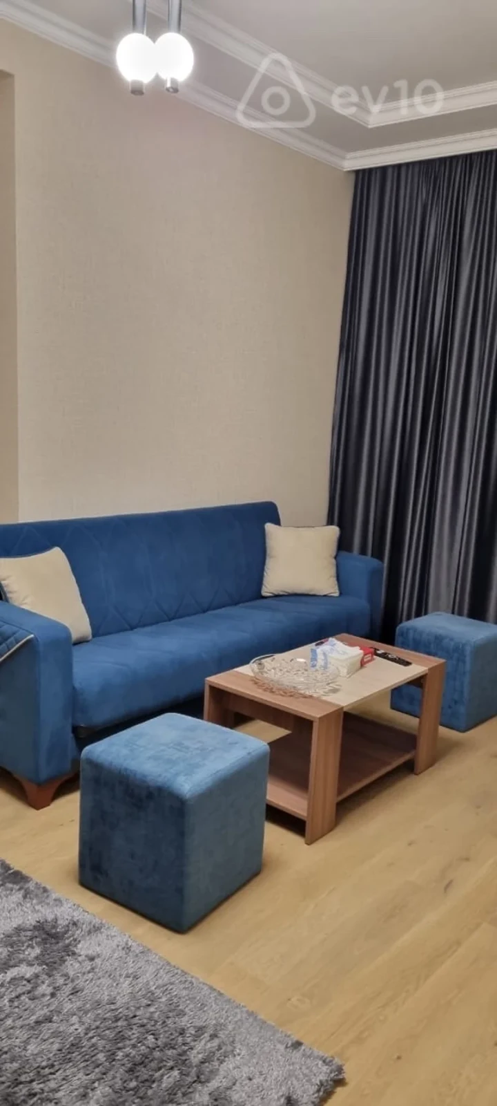 Kirayə verilir 2 otaqlı yeni tikili 70 m²