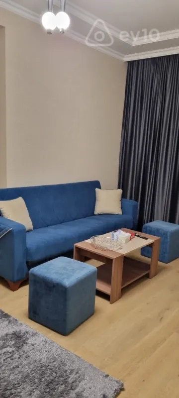 Kirayə verilir 2 otaqlı yeni tikili 70 m²
