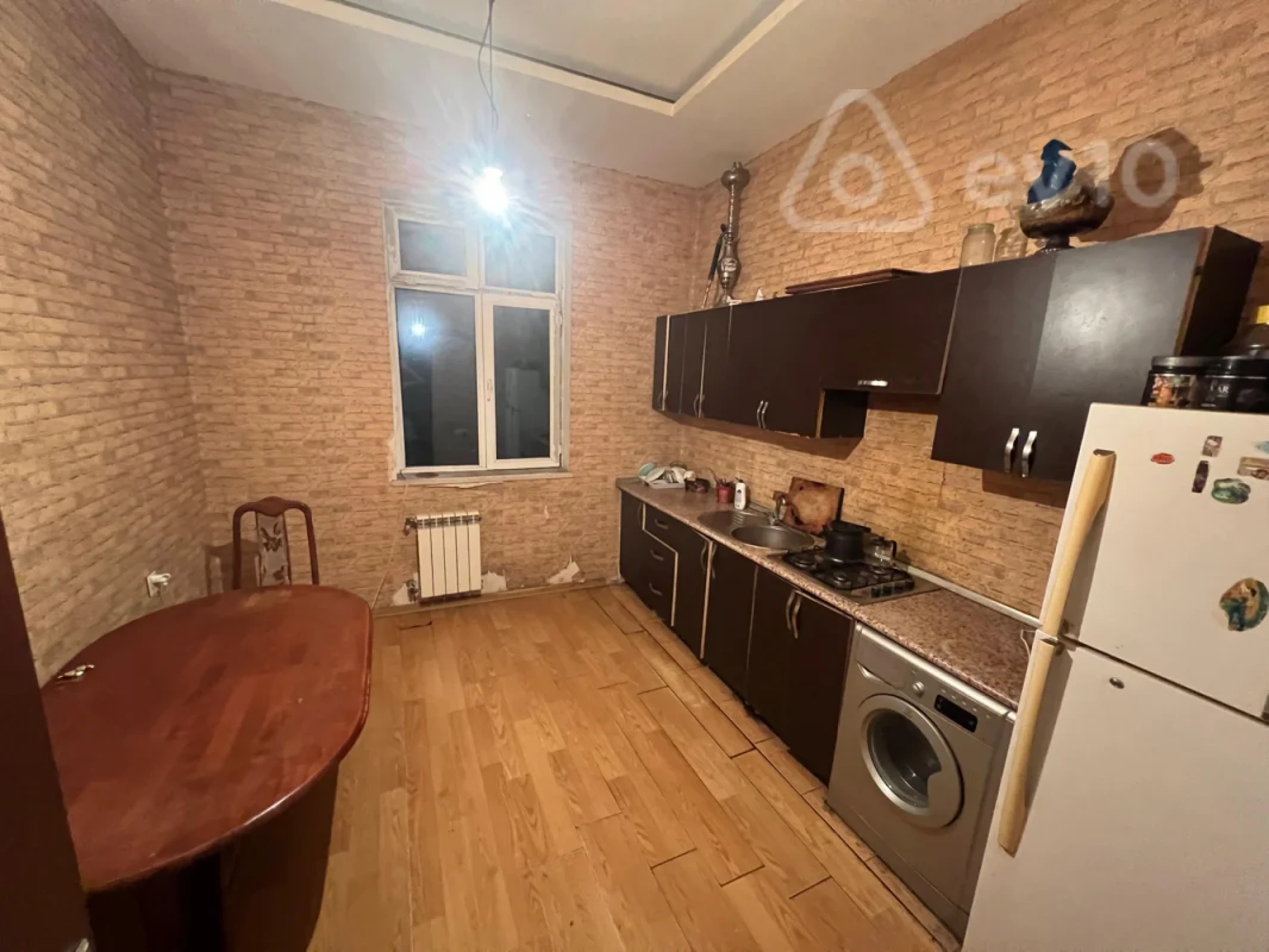 Kirayə verilir 4 otaqlı yeni tikili 200 m²