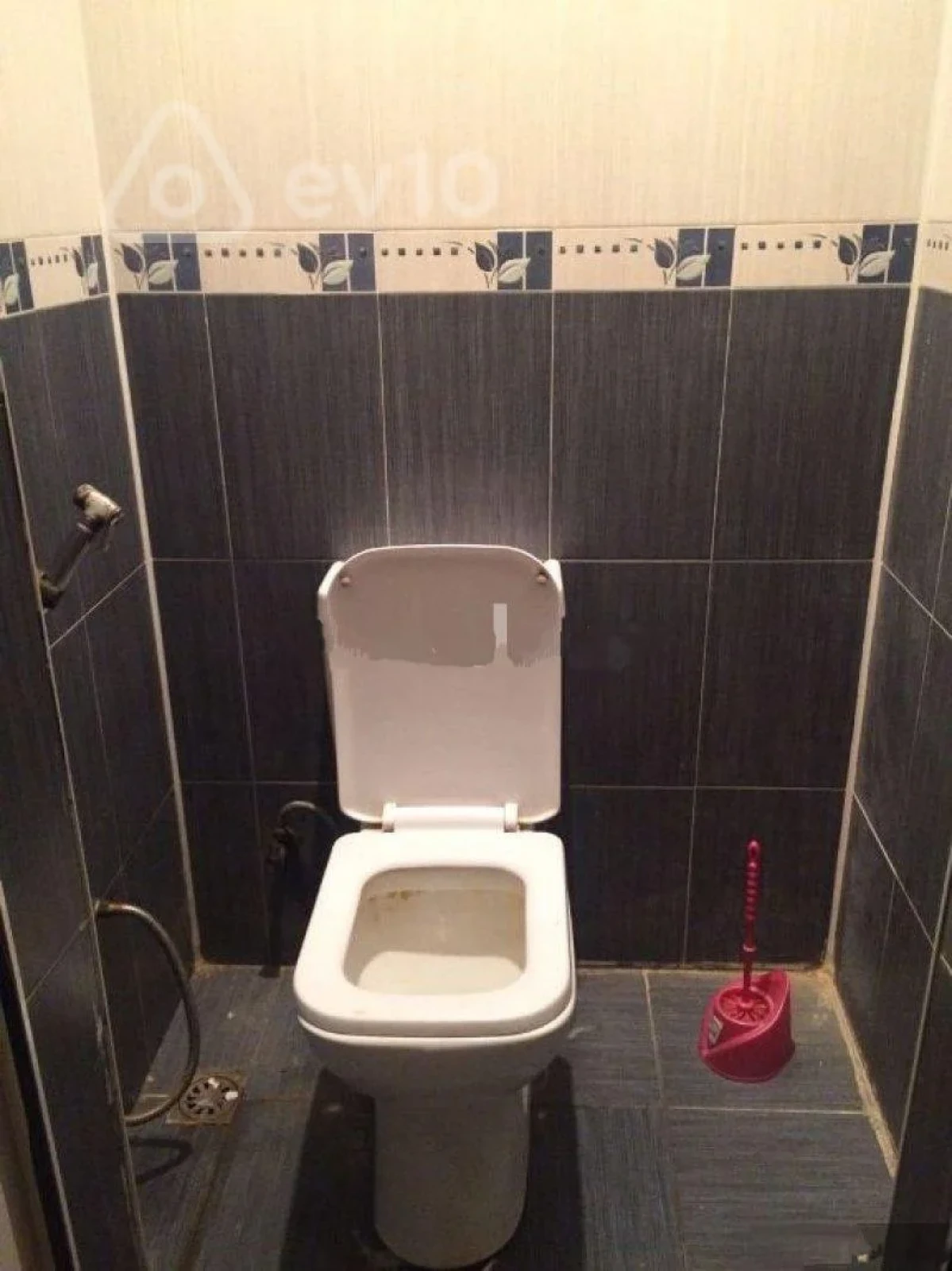 Kirayə verilir 4 otaqlı yeni tikili 200 m²