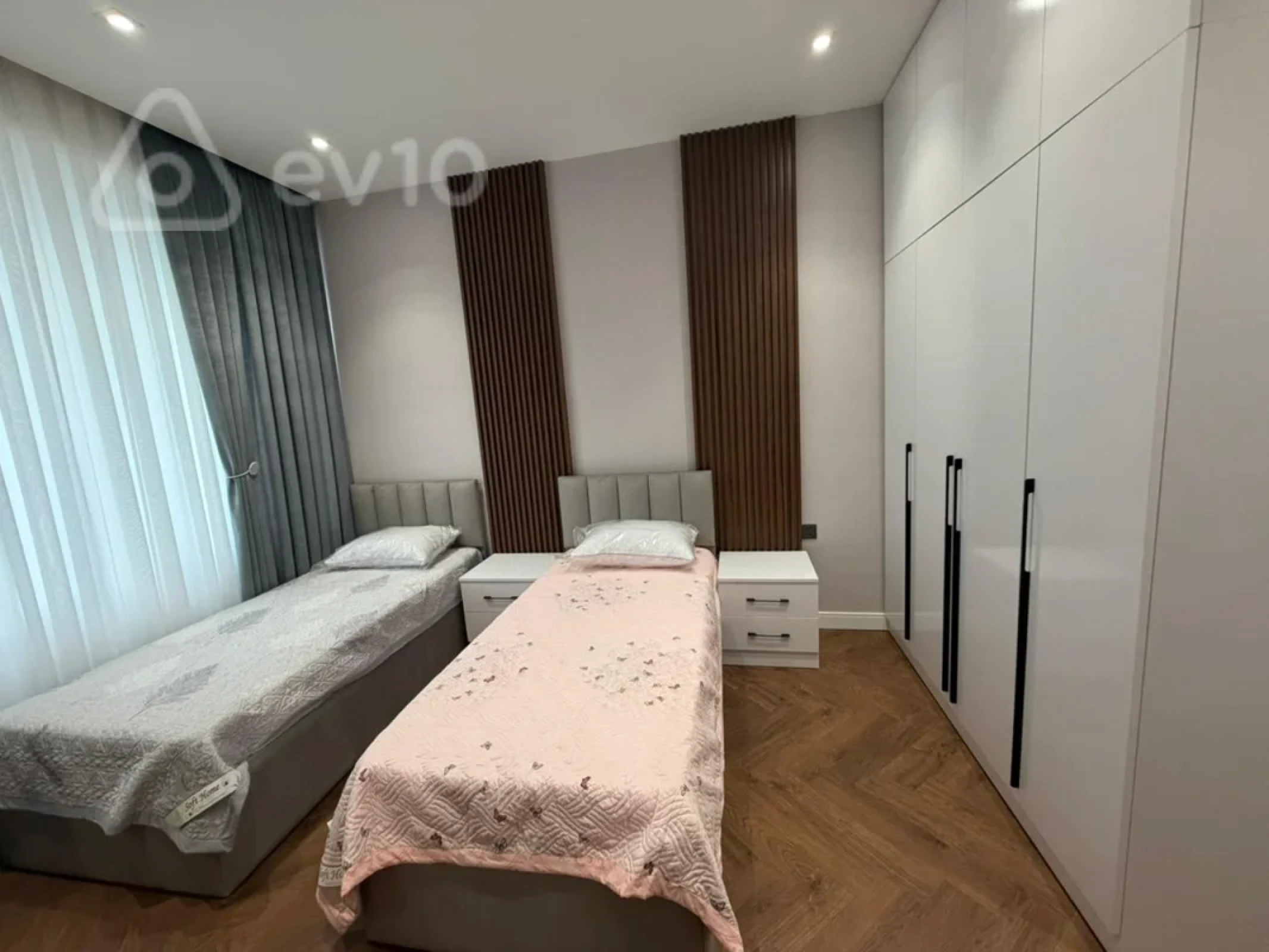 Kirayə verilir 3 otaqlı yeni tikili 90 m²
