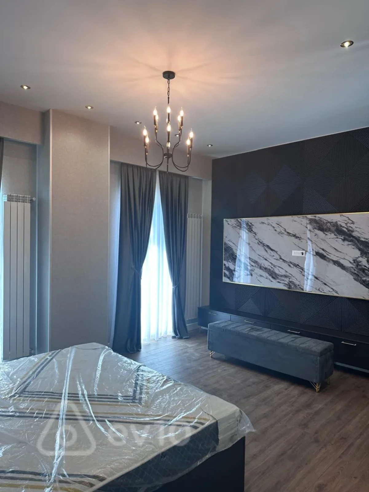 Kirayə verilir 3 otaqlı yeni tikili 160 m²