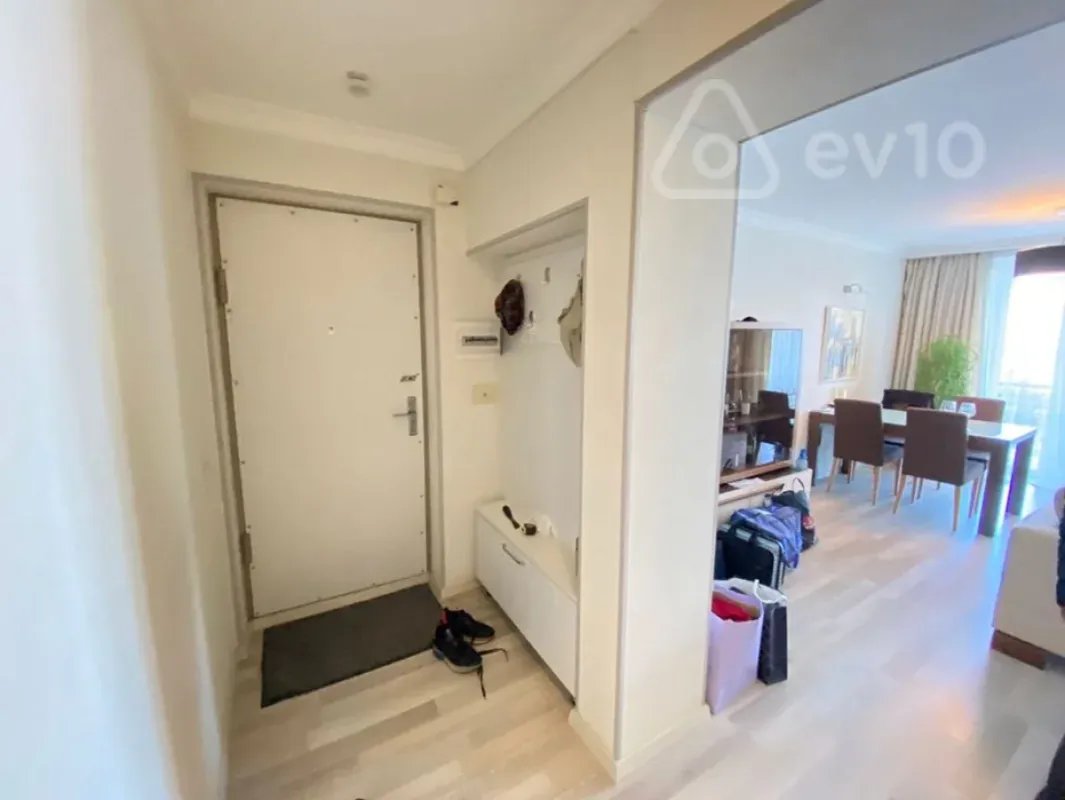 Kirayə verilir 2 otaqlı köhnə tikili 70 m²