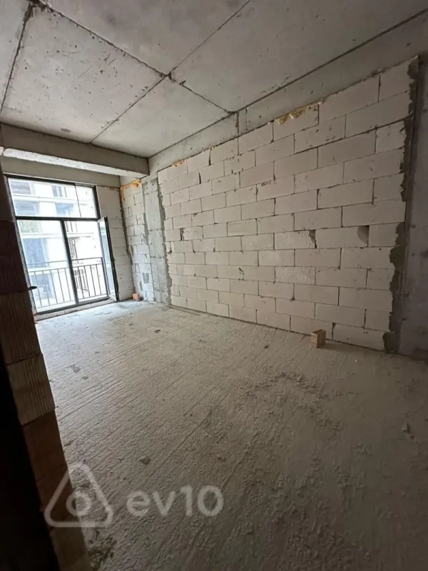 Satılır 2 otaqlı yeni tikili 74 m²