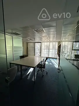 Kirayə verilir 22 otaqlı ofis 1230 m²