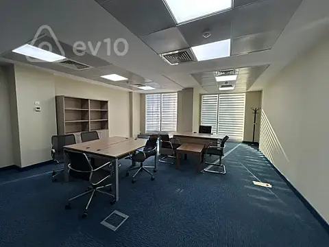 Kirayə verilir 22 otaqlı ofis 1230 m²