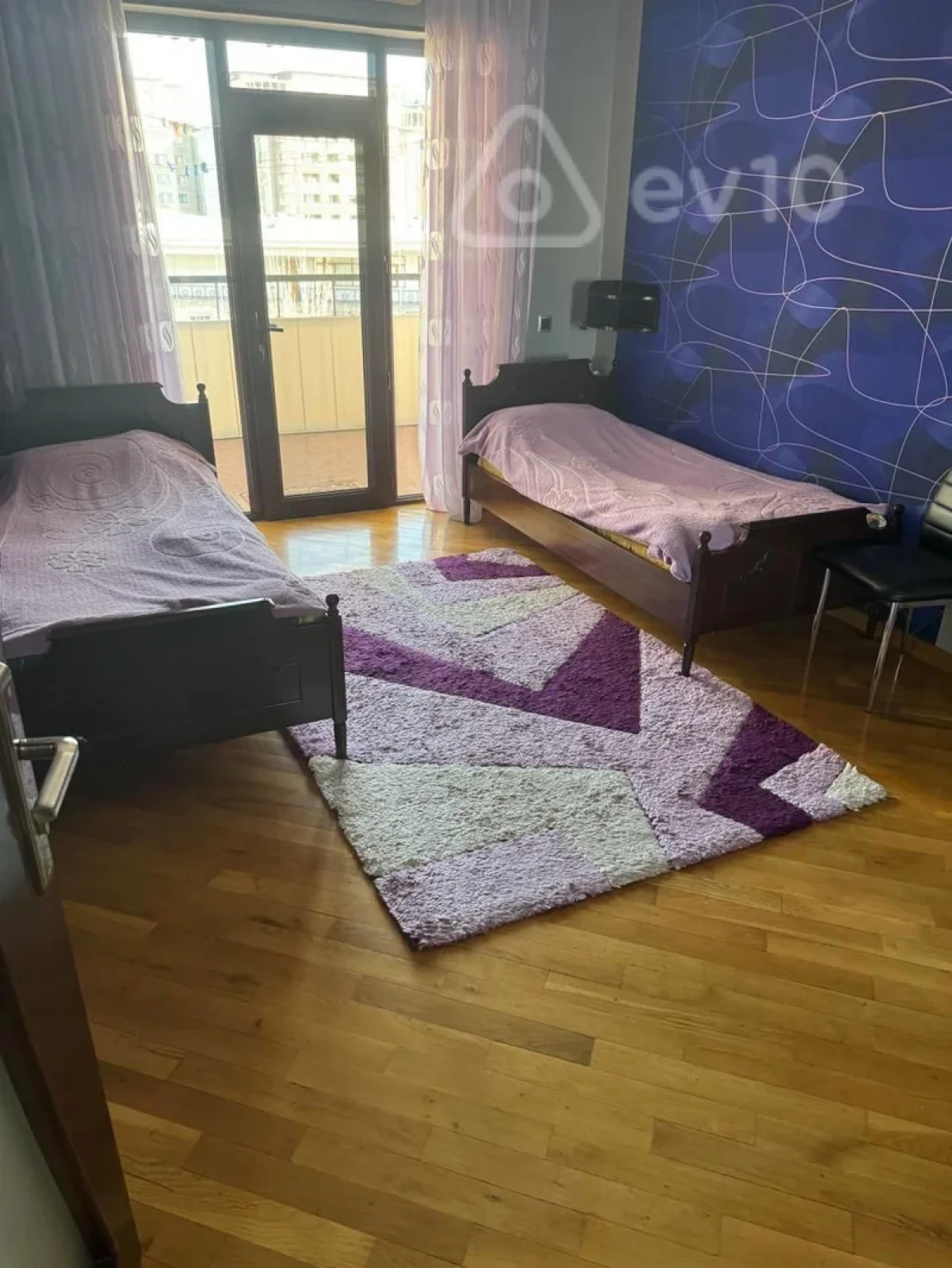 Kirayə verilir 3 otaqlı yeni tikili 100 m²