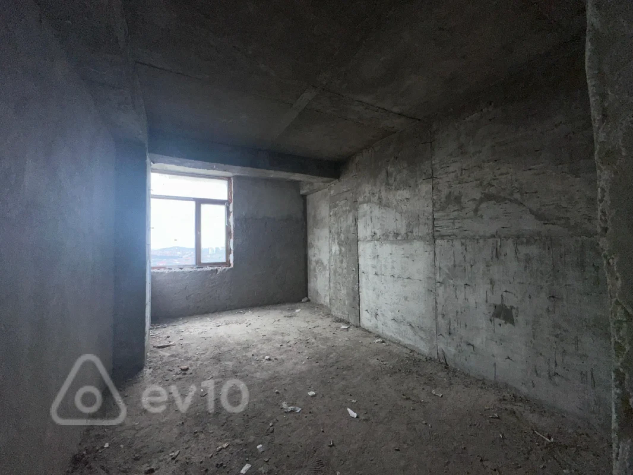 Satılır 4 otaqlı yeni tikili 192.5 m²