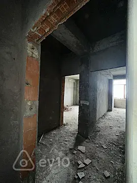Satılır 4 otaqlı yeni tikili 192.5 m²