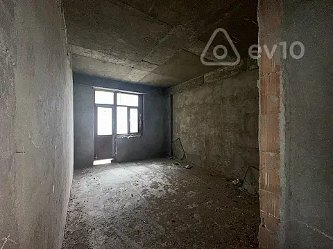 Satılır 4 otaqlı yeni tikili 192.5 m²
