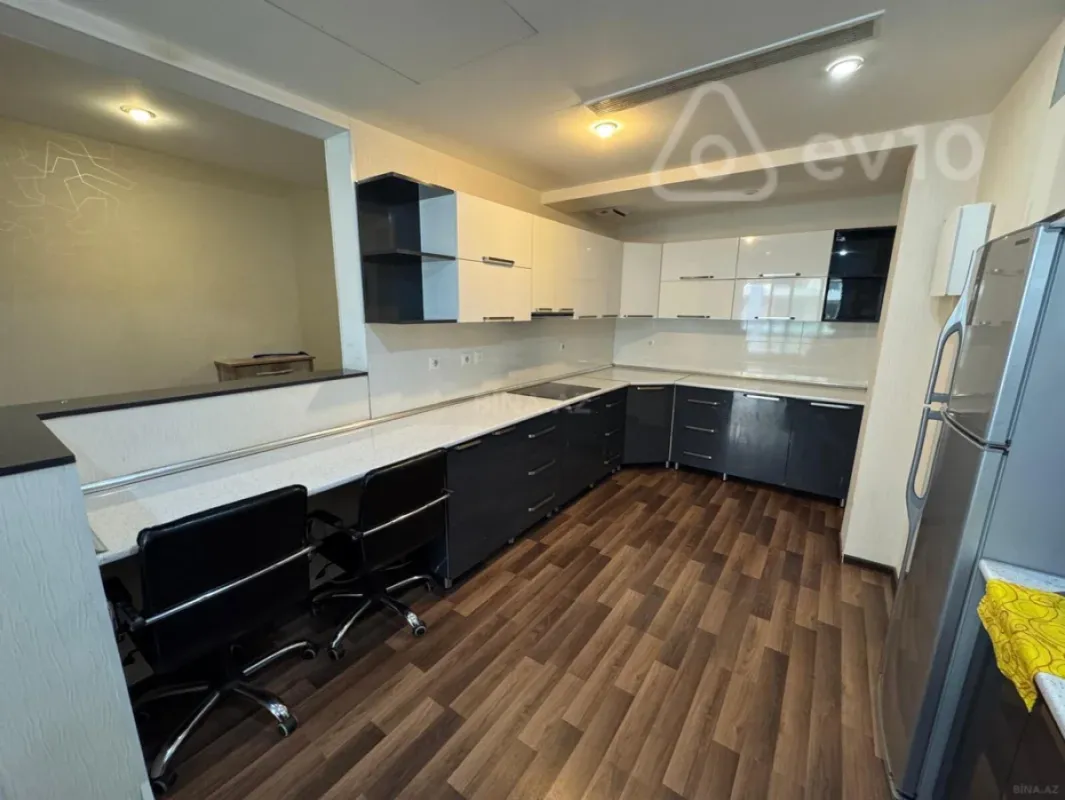 Kirayə verilir 2 otaqlı yeni tikili 90 m²