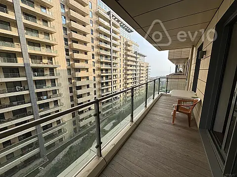 Kirayə verilir 2 otaqlı yeni tikili 90 m²