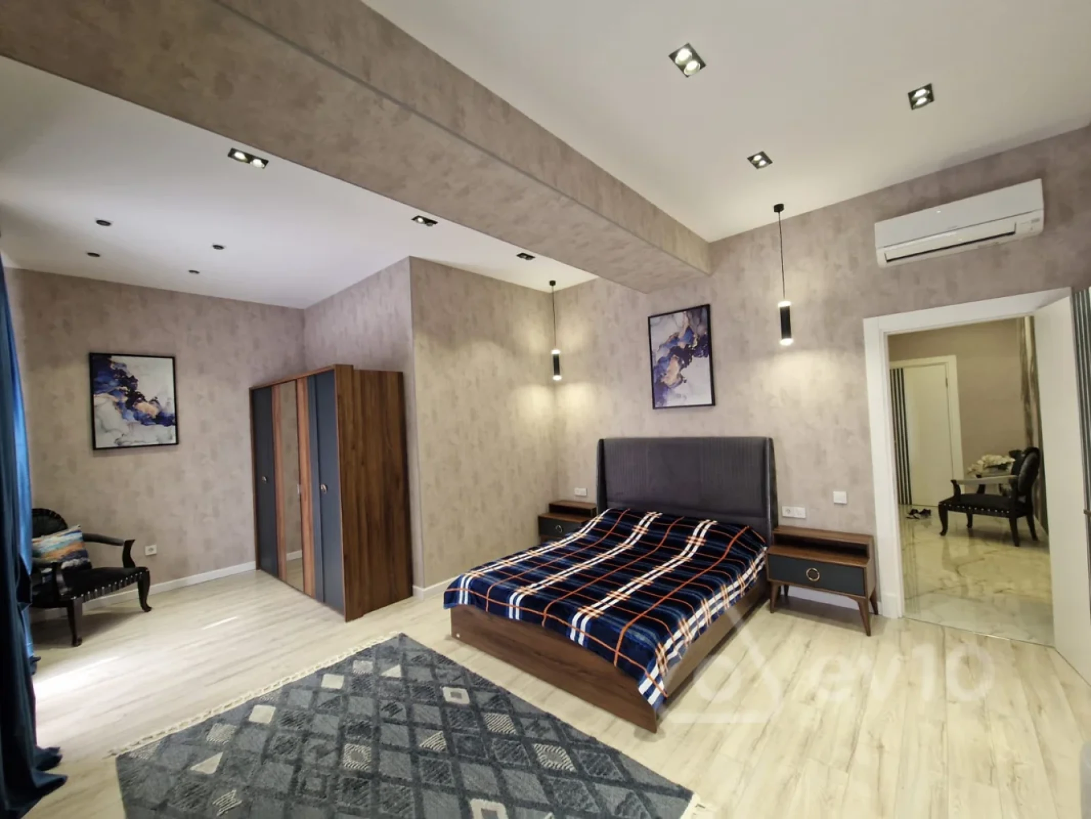 Kirayə verilir 2 otaqlı yeni tikili 100 m²