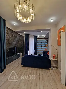 Kirayə verilir 2 otaqlı yeni tikili 100 m²