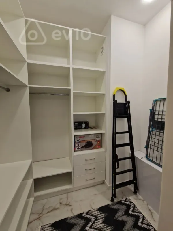 Kirayə verilir 2 otaqlı yeni tikili 100 m²