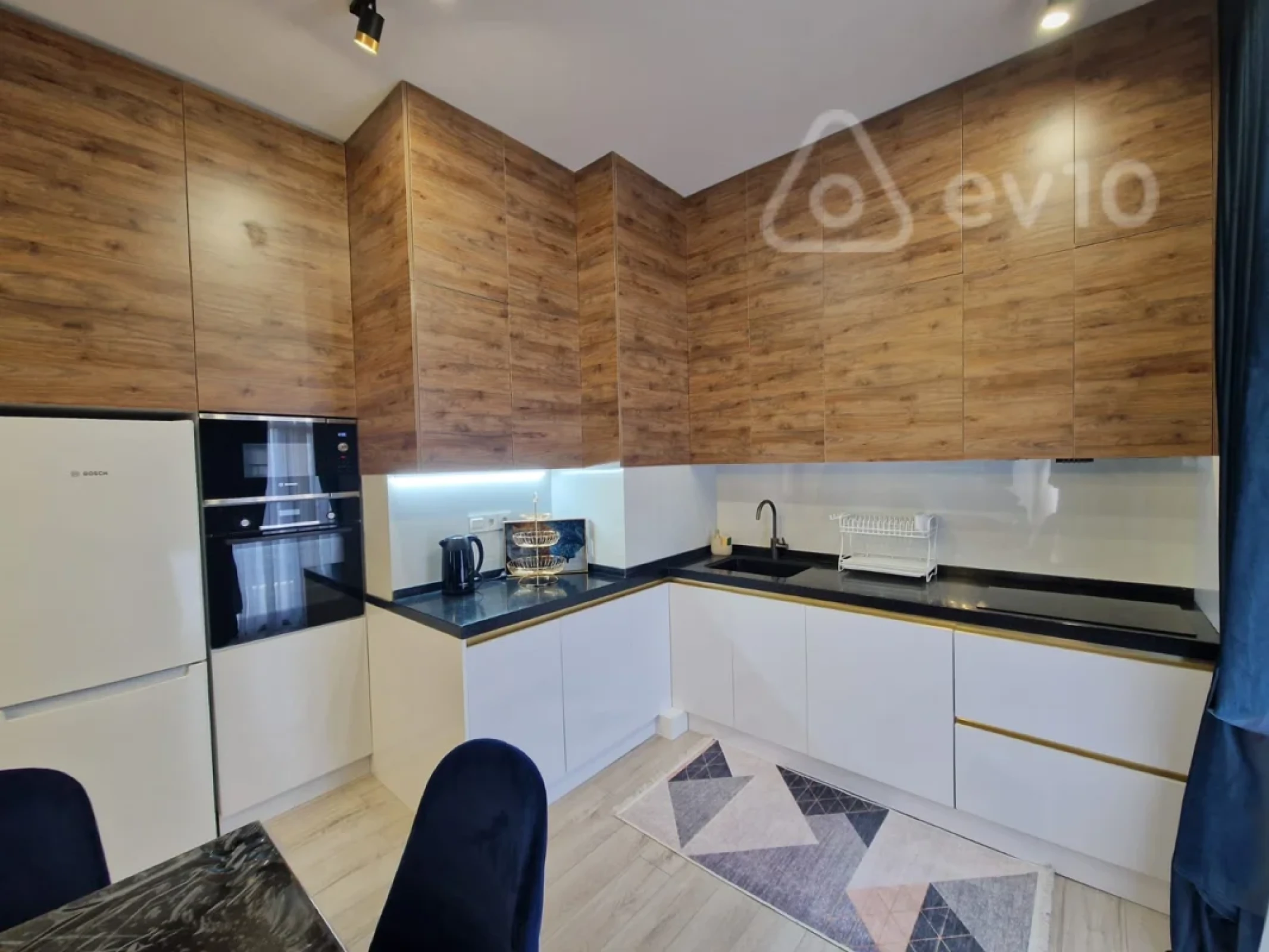 Kirayə verilir 2 otaqlı yeni tikili 100 m²