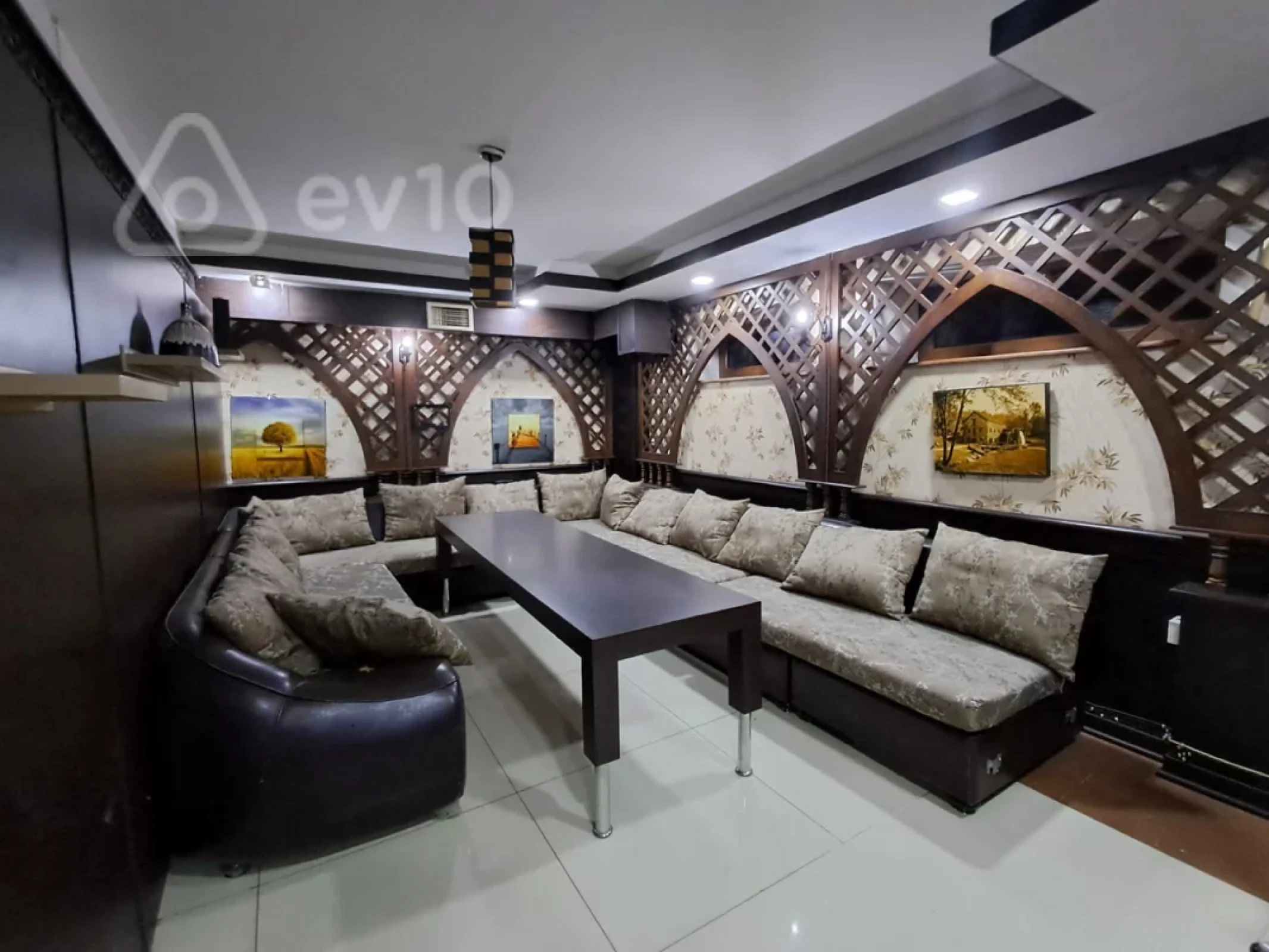 Kirayə verilir mənzil 260 m²