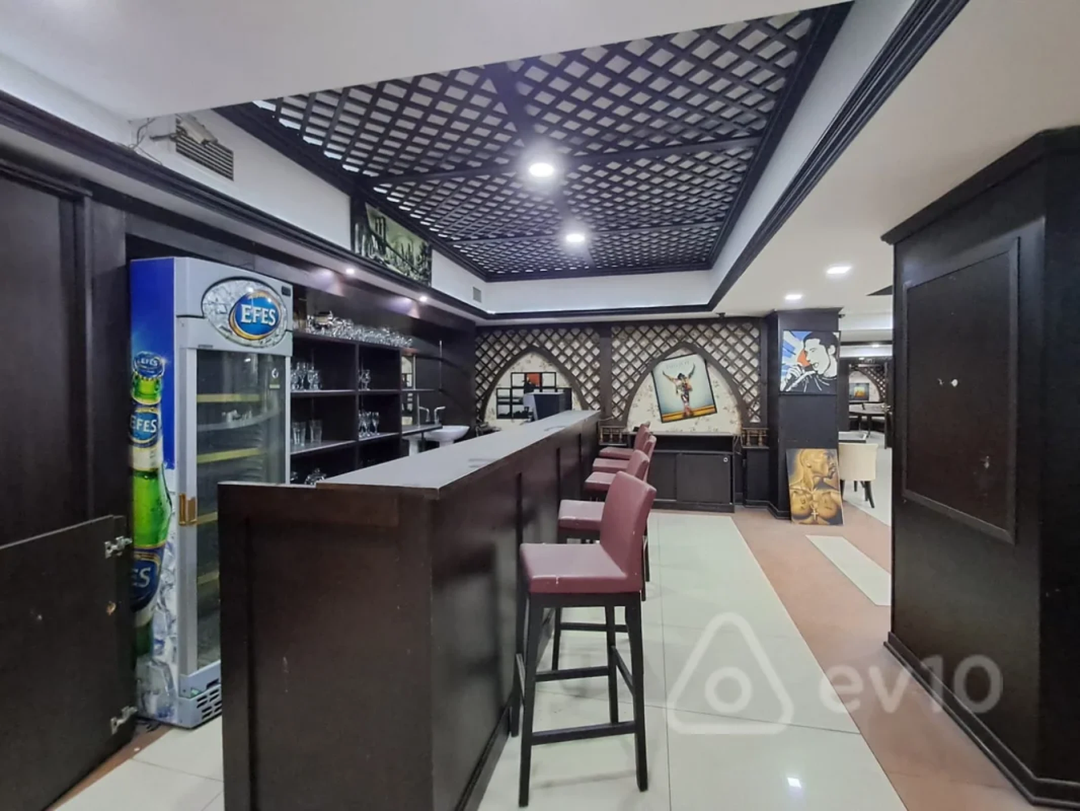 Kirayə verilir mənzil 260 m²