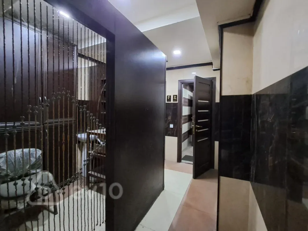 Kirayə verilir mənzil 260 m²