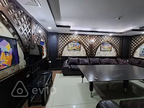 Kirayə verilir mənzil 260 m²