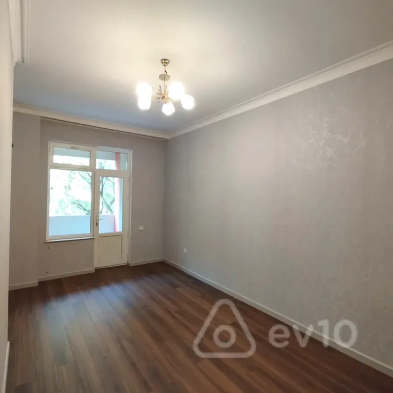 Satılır 4 otaqlı yeni tikili 164 m²