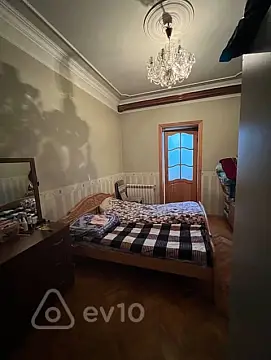 Kirayə verilir 2 otaqlı köhnə tikili 65 m² — Bakı, Yasamal 2 otaq 65.00 m²