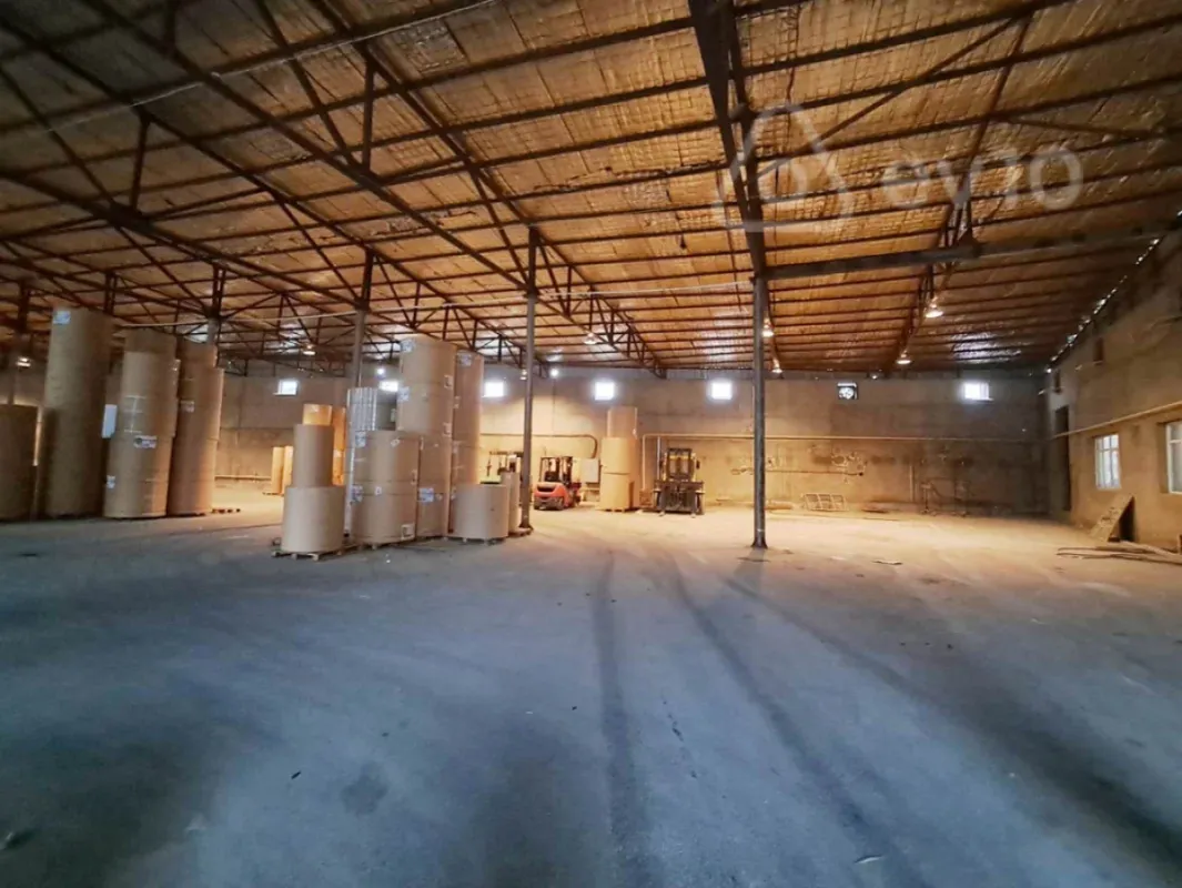 Kirayə verilir mənzil 1700 m²