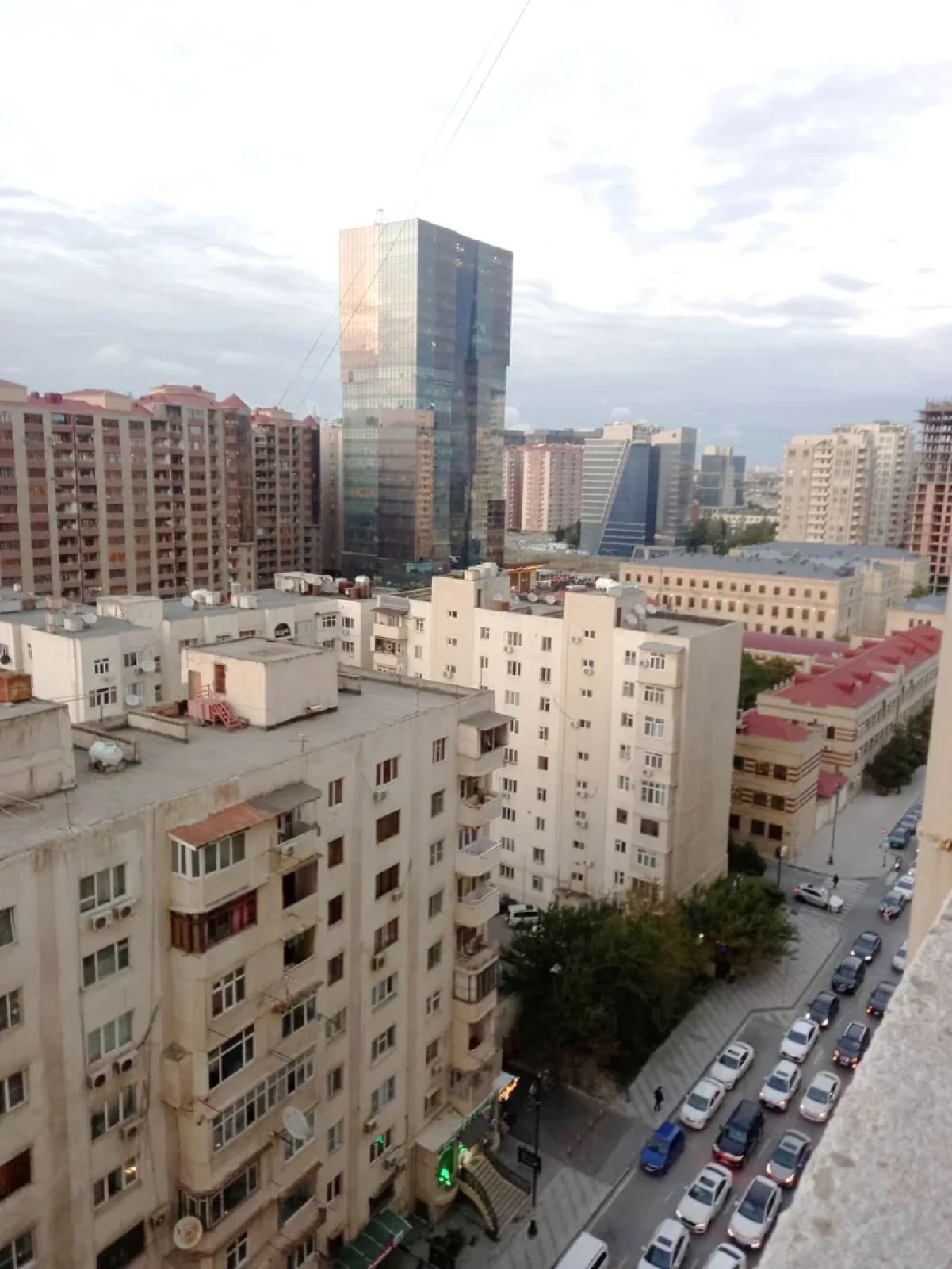 Satılır 2 otaqlı yeni tikili 90 m²