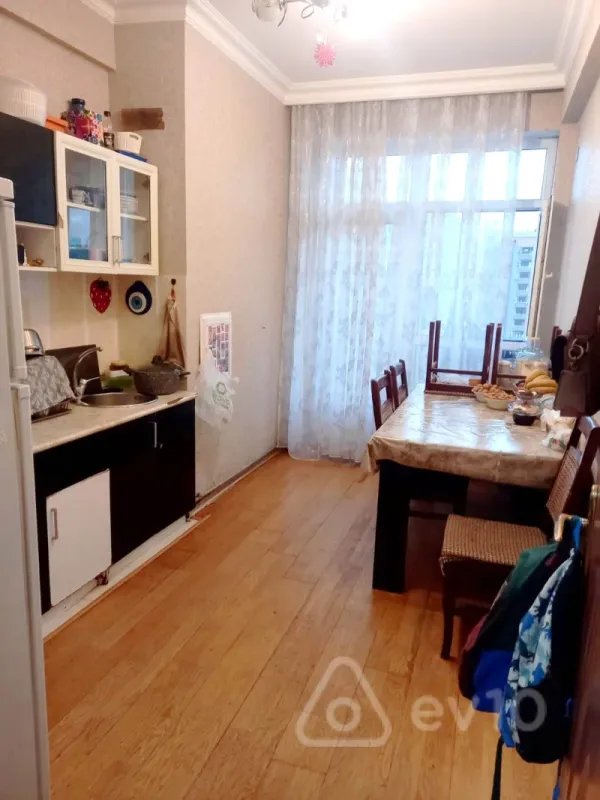 Satılır 2 otaqlı yeni tikili 90 m²