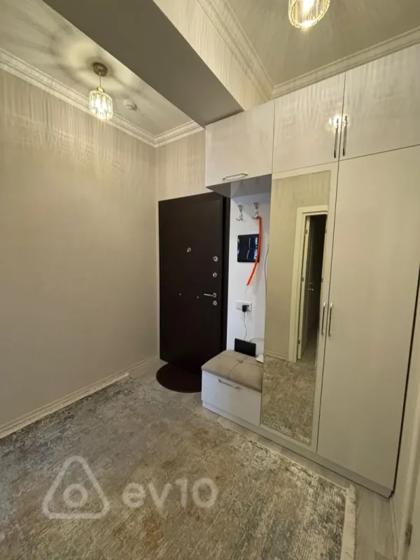 Kirayə verilir 2 otaqlı yeni tikili 57 m²