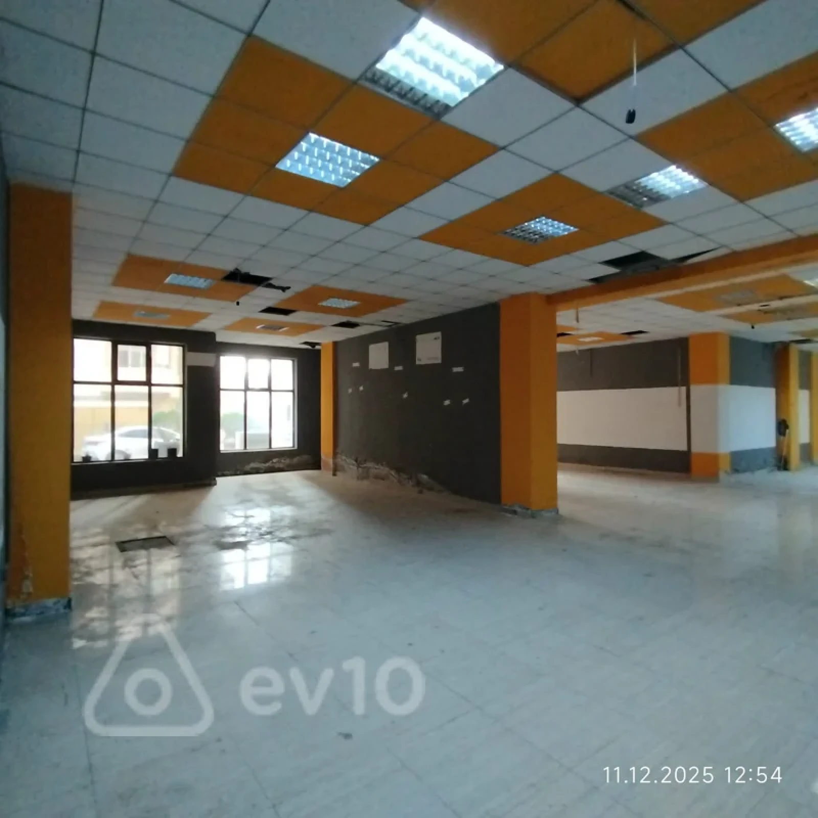 Kirayə verilir mənzil 800 m²