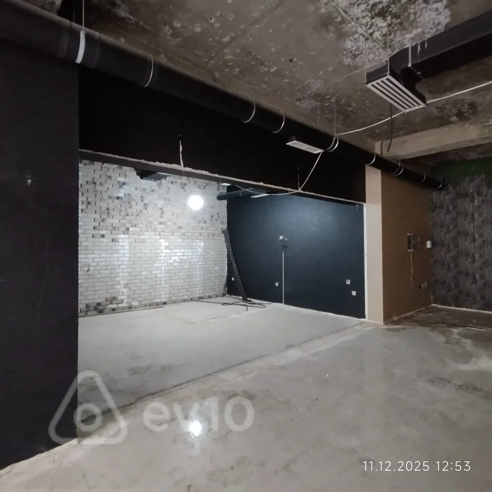 Kirayə verilir mənzil 800 m²