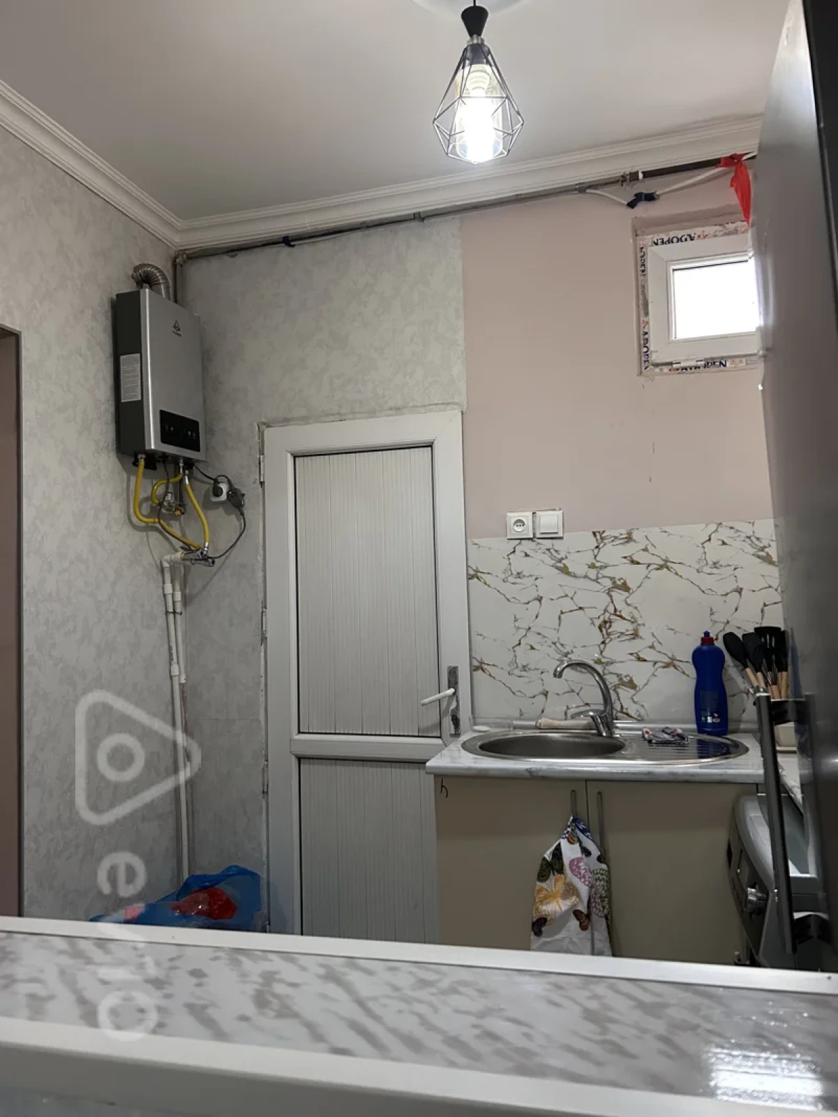 Kirayə verilir 1 otaqlı həyət evi 25 m²