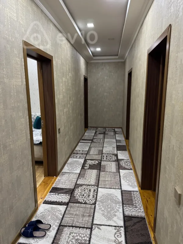 Satılır 3 otaqlı həyət evi 100 m²