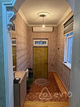 Satılır 3 otaqlı həyət evi 100 m²