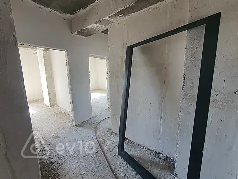 Satılır 2 otaqlı yeni tikili 70 m²