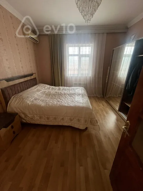 Satılır 4 otaqlı həyət evi 110 m²