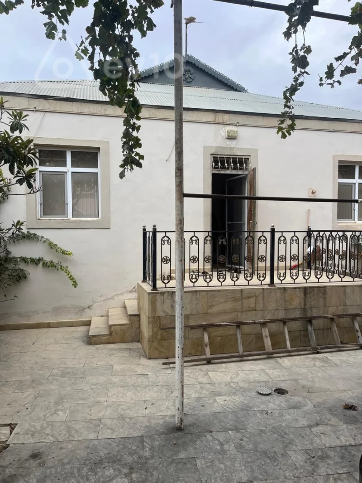 Satılır 4 otaqlı həyət evi 110 m²