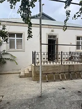 Satılır 4 otaqlı həyət evi 110 m²