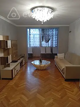 Kirayə verilir 3 otaqlı köhnə tikili 70 m² — Bakı, Nərimanov 3 otaq 70.00 m²