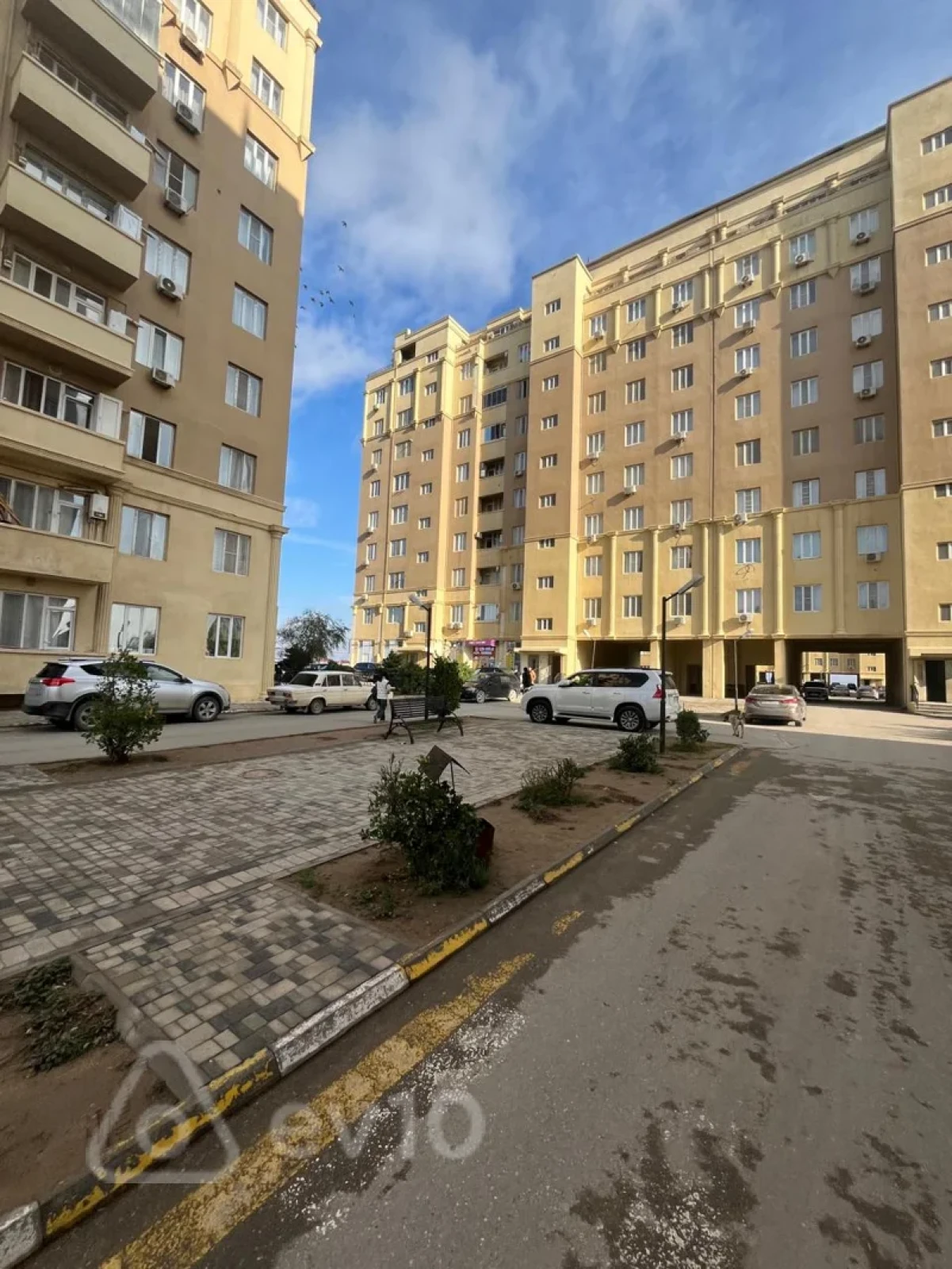 Satılır 2 otaqlı yeni tikili 66 m²