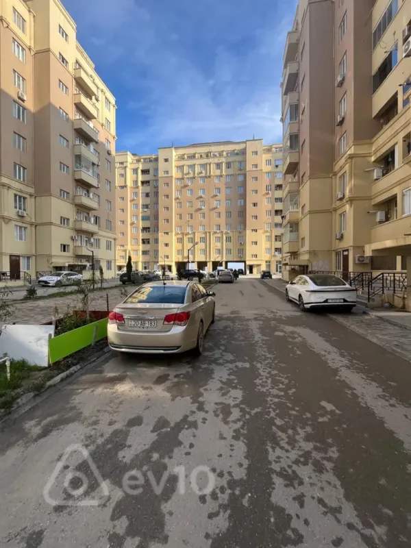 Satılır 2 otaqlı yeni tikili 66 m²