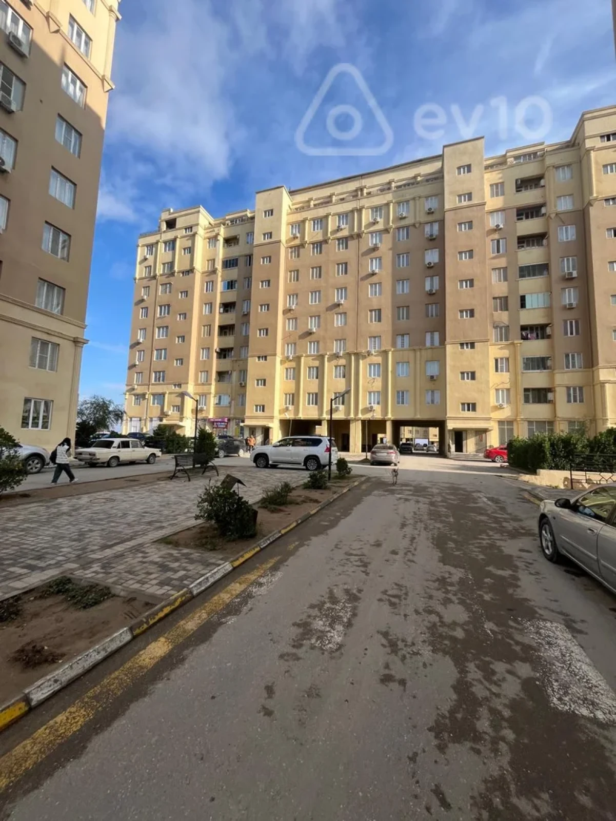 Satılır 2 otaqlı yeni tikili 66 m²
