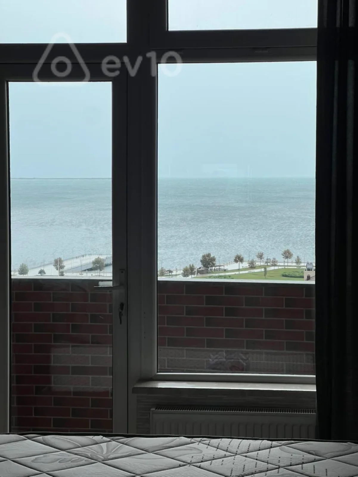 Kirayə verilir 2 otaqlı yeni tikili 100 m²