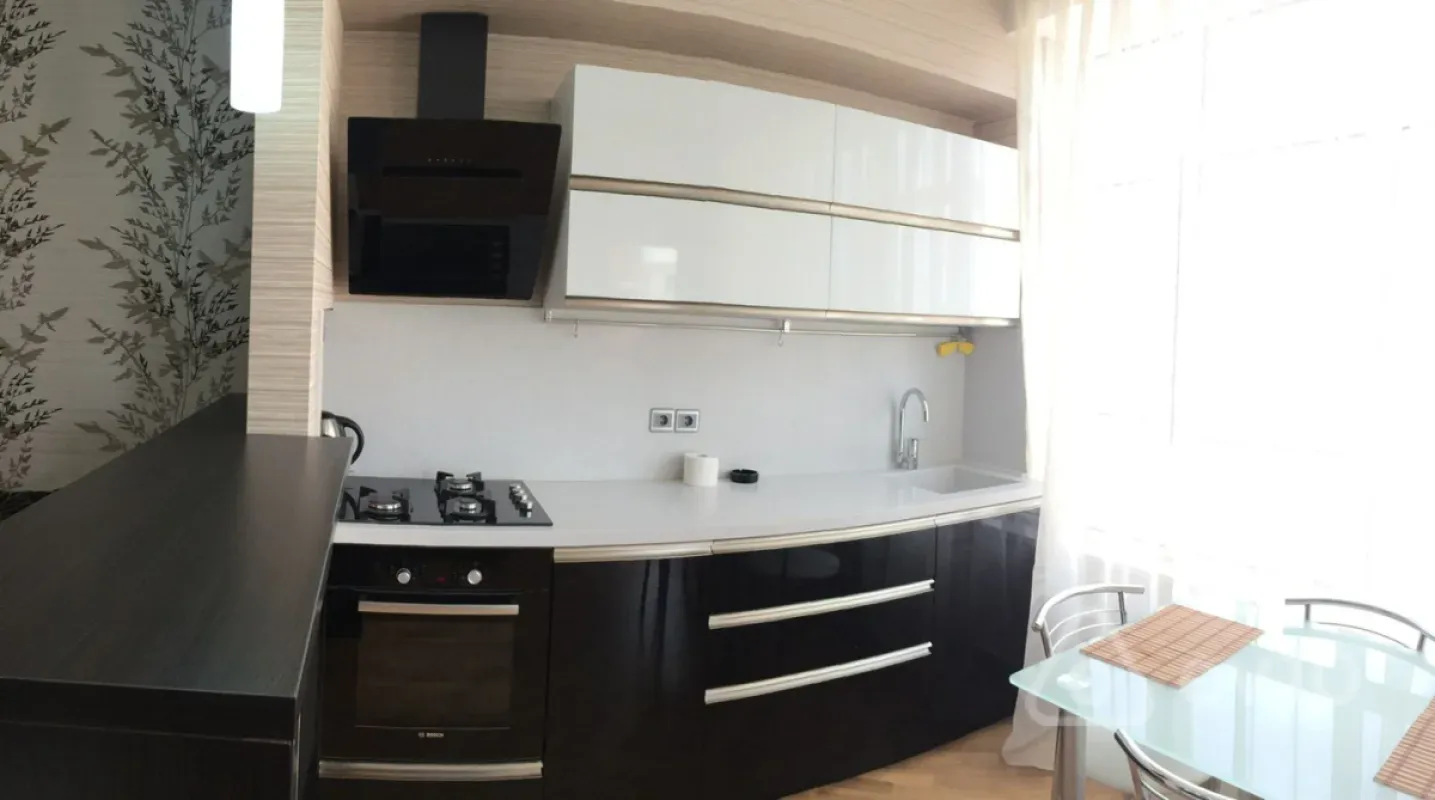 Kirayə verilir 2 otaqlı yeni tikili 100 m²