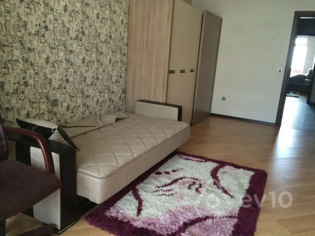 Kirayə verilir 2 otaqlı yeni tikili 100 m²