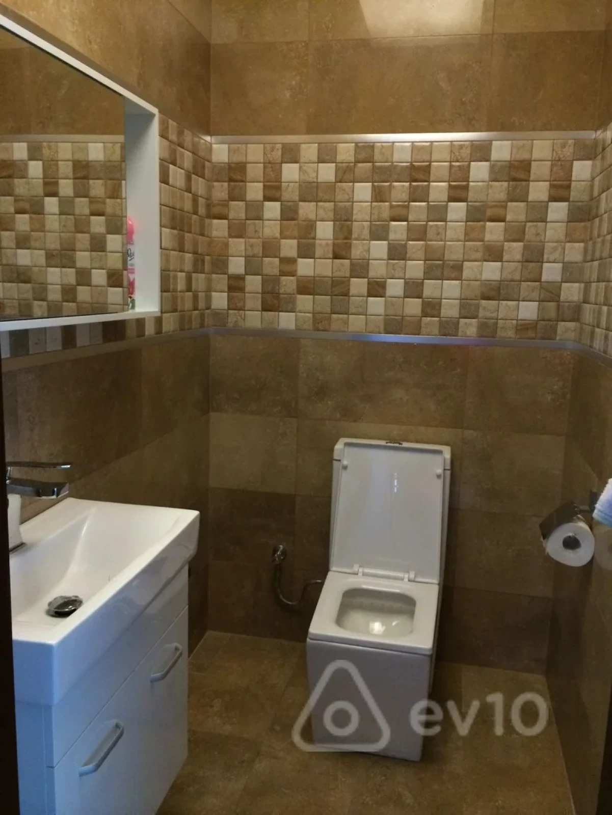 Kirayə verilir 2 otaqlı yeni tikili 100 m²